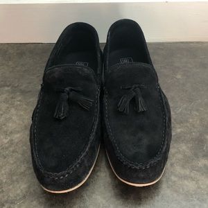 Loafers in back suede